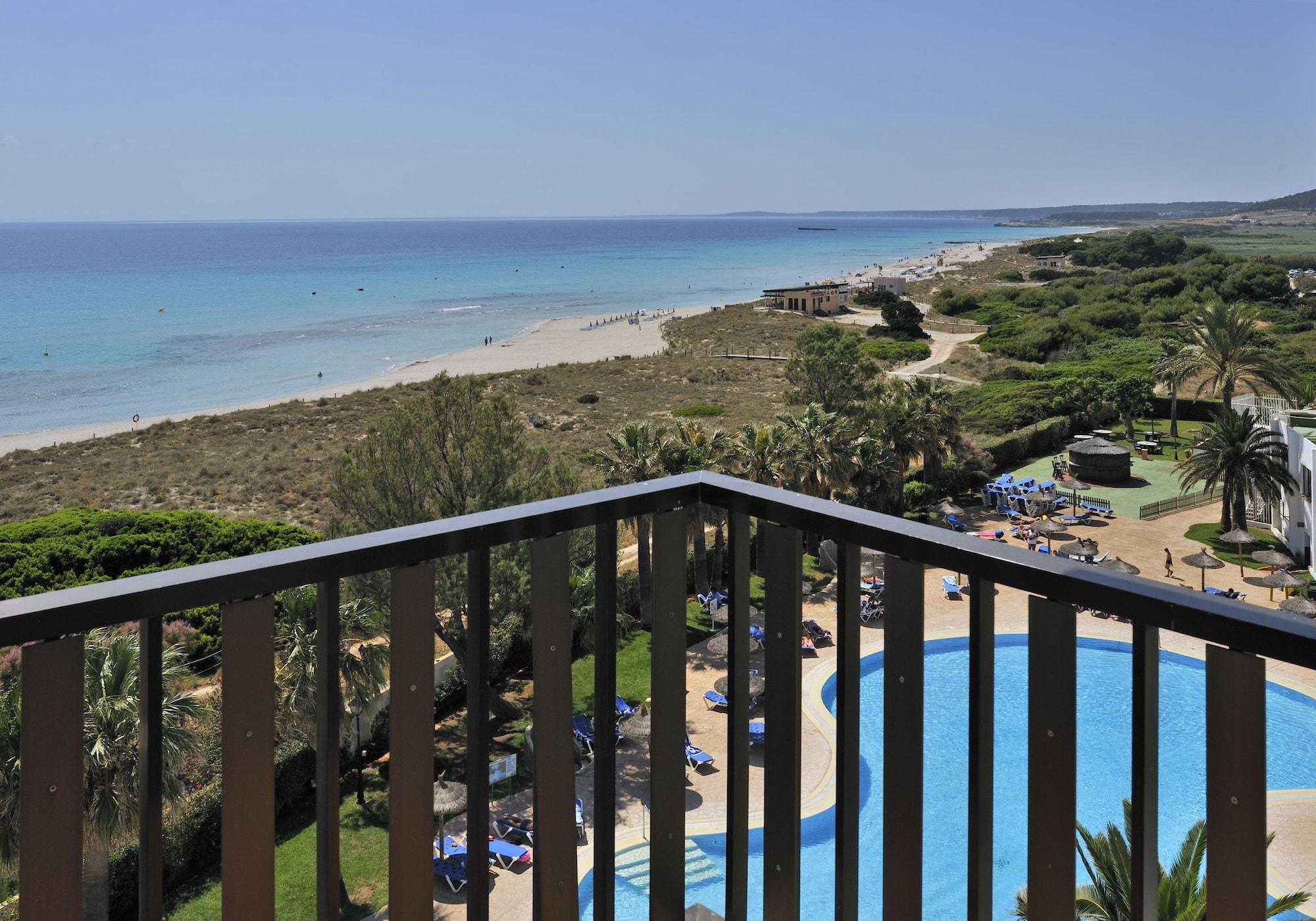 Hotel Sol Milanos Pingueinos Son Bou Esterno foto