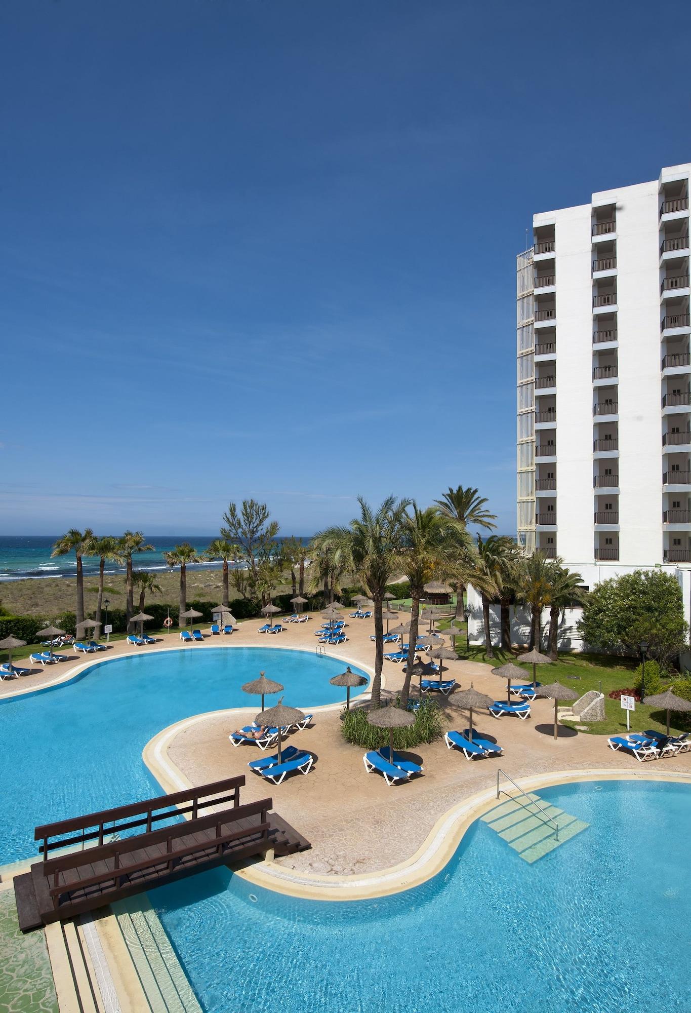 Hotel Sol Milanos Pingueinos Son Bou Esterno foto