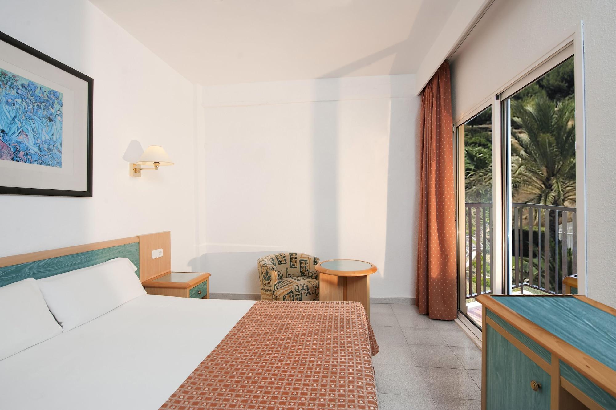 Hotel Sol Milanos Pingueinos Son Bou Esterno foto