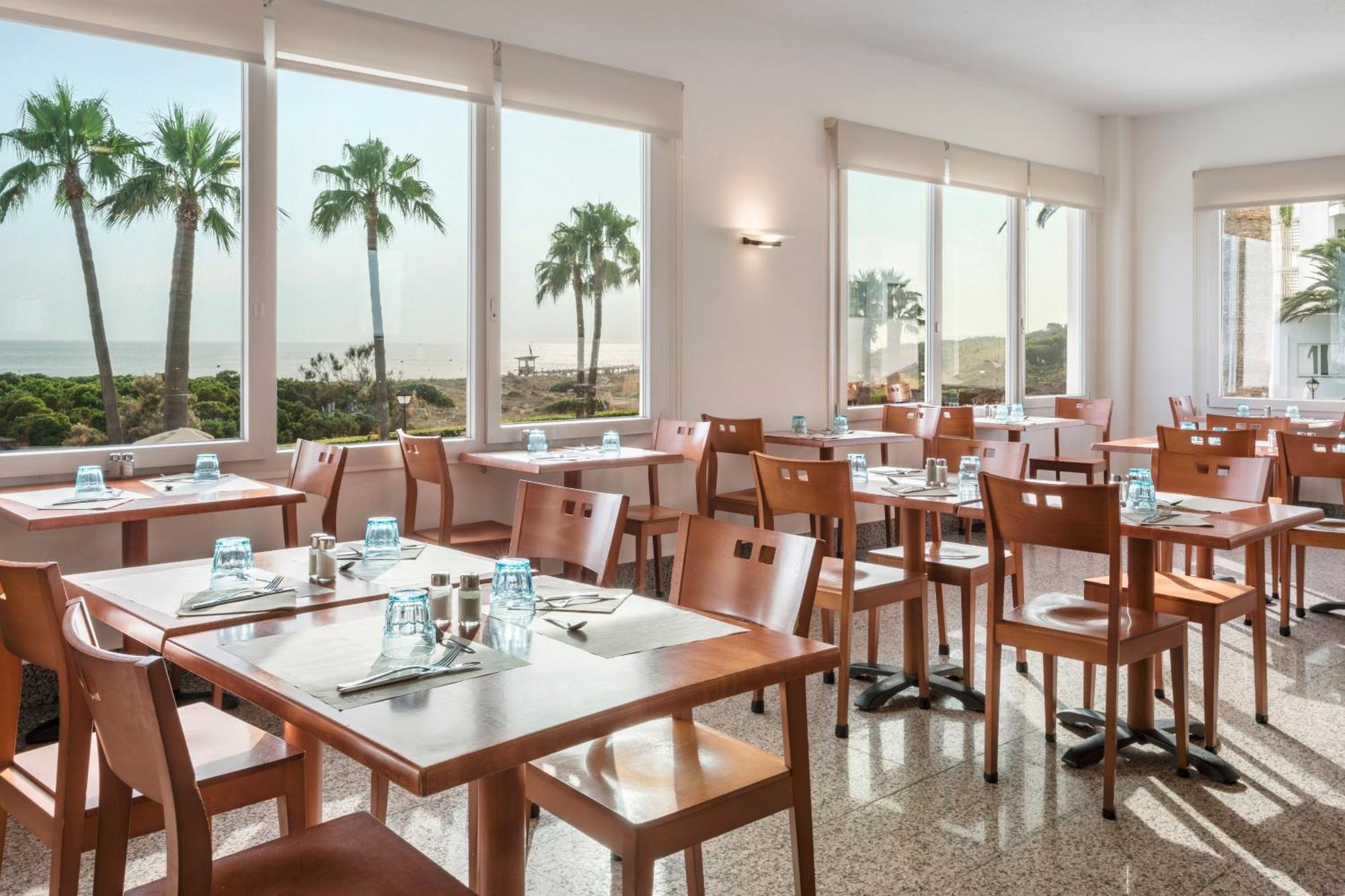 Hotel Sol Milanos Pingueinos Son Bou Esterno foto