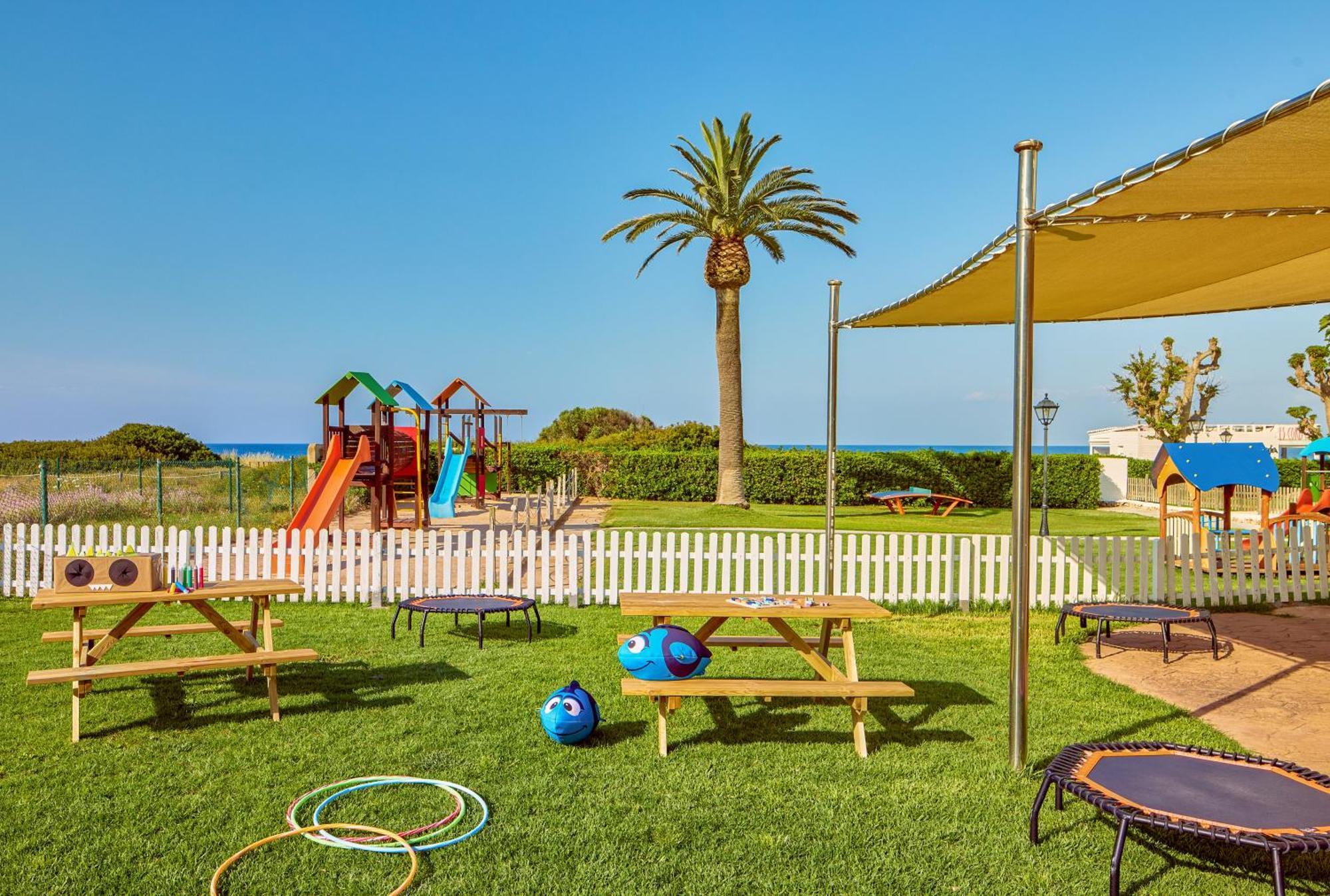 Hotel Sol Milanos Pingueinos Son Bou Esterno foto